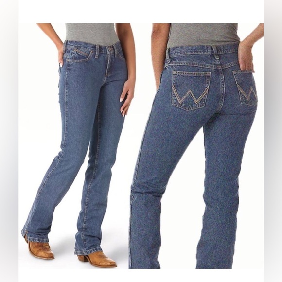 EUC Wrangler Cash Boot Cowgirl Cut Jeans - Picture 1 of 12